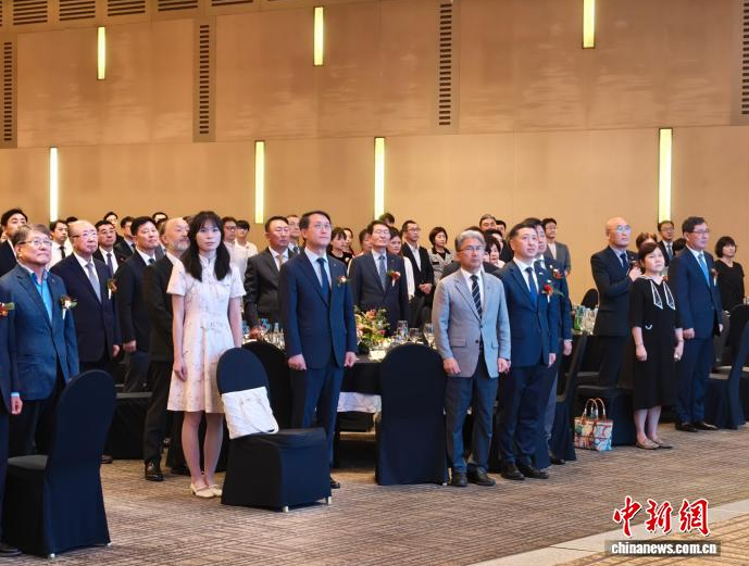 1759025667696616.png 999.png